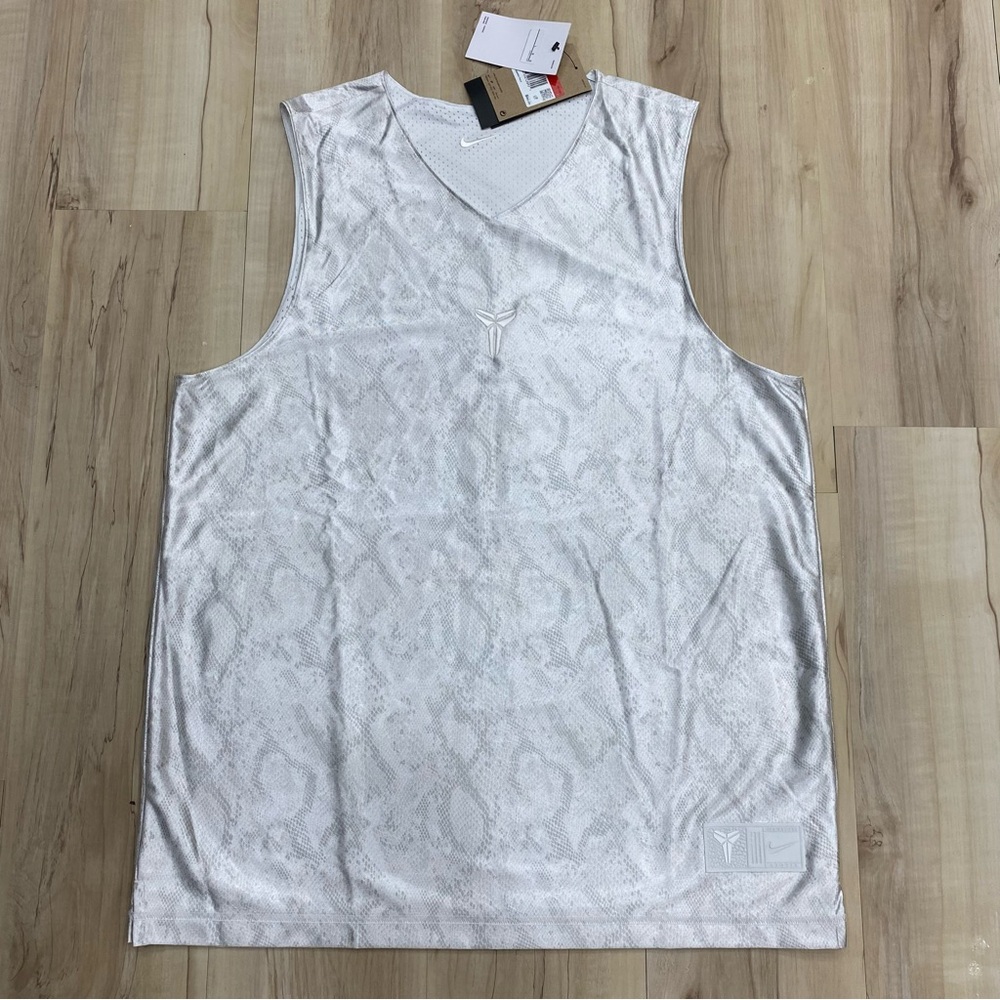 NIKE KOBE BRYANT BLACK MAMBA L-tall DRI-FIT WHITE REVERSIBLE JERSEY